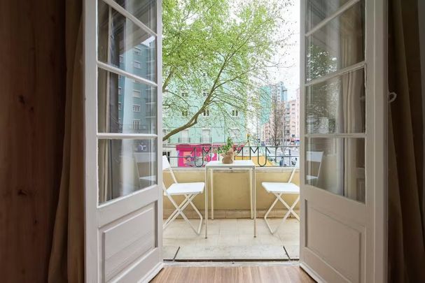 Avenida de Roma, Lisbon, Lisbon 1000-195 - Photo 1