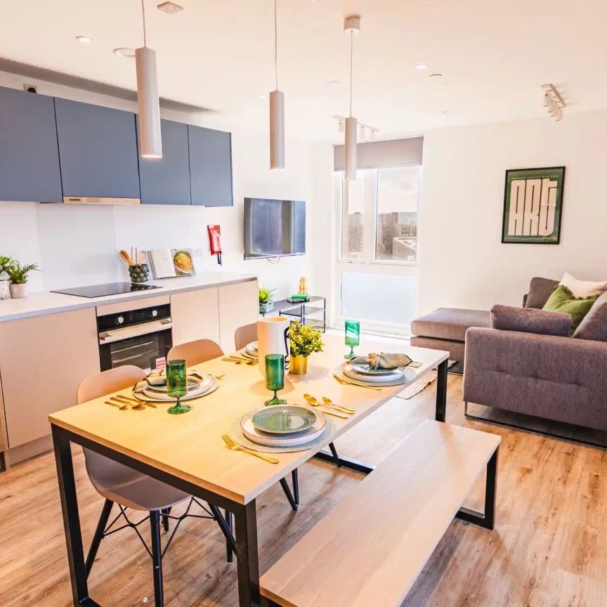 Studio - Premium - Photo 1