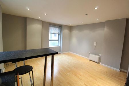 1 bedroom flat to rent - Photo 3