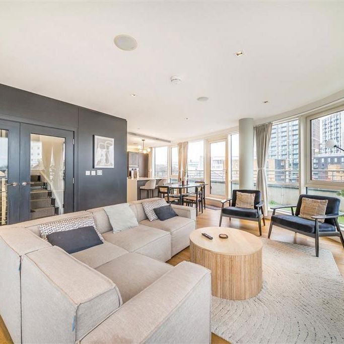 3 bedroom flat to rent - Photo 1