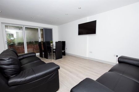 7 bedroom house to rent - Photo 2