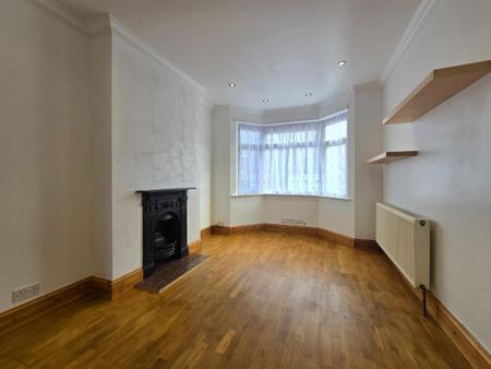 3 bedroom terraced house to rent - Photo 3