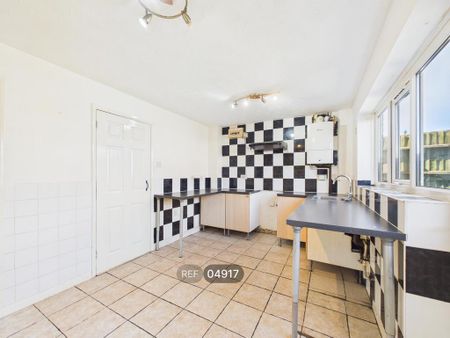 3 bedroom detached house to rent - Photo 4