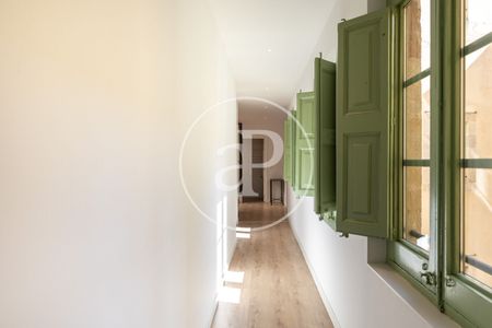 Flat for rent in El Gòtic - Photo 2