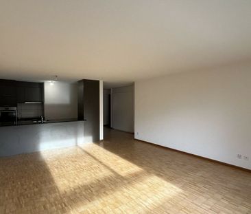 BÖSINGEN (FR) - frisch renoviert 4.5-Zimmerwohnung in Bösingen - Foto 4