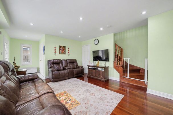 For Lease - 3203 Carabella Way Unit# Main, Mississauga, Ontario - Photo 1