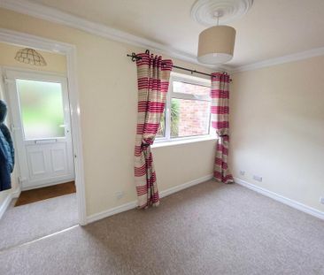 2 bedroom terraced house to rent - Photo 3