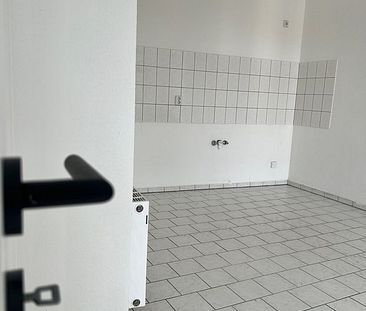 Sanierte Eleganz im Herzen der Saalestadt - Ihre Traumwohnung wartet! - Photo 1