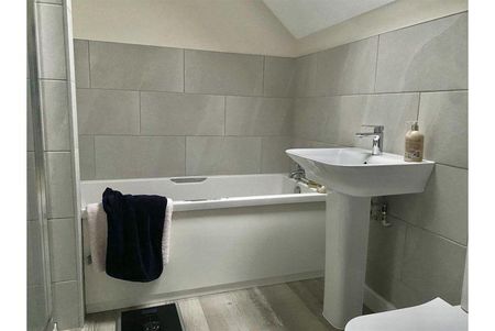 The Limes, Aston Lane, Aston, Telford - Photo 3