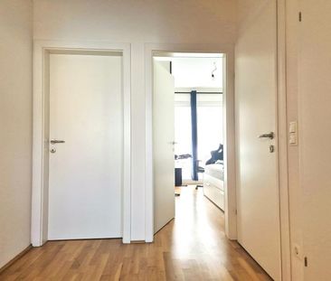 Palais Bismarck! Sonnige 4-Zimmer-Wohnung mit Balkon, 80 m² WNFL, K... - Photo 2
