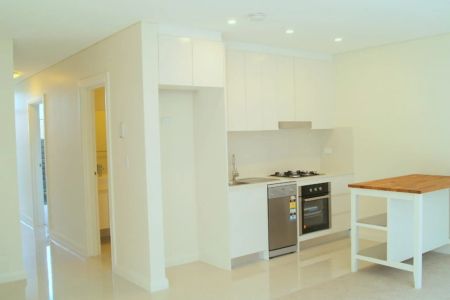 One Bedder Garden Apartment - Photo 4