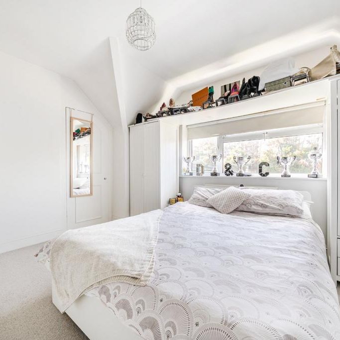3 bedroom end of terrace house to rent - Photo 1