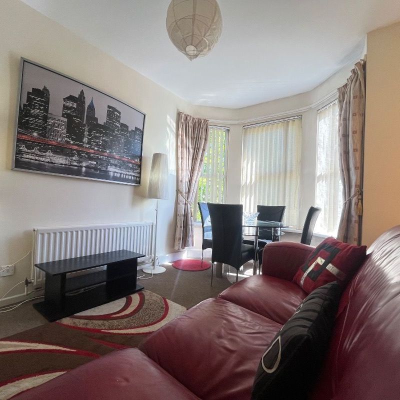 Apt 2, 100 University Avenue, Belfast BT7 1GY - Photo 1