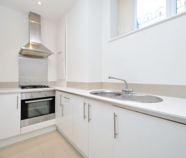 London Road, . - Photo 4