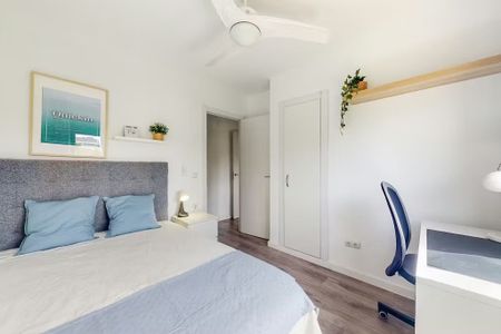 Carrer del Monestir de Poblet, Valencia, Valencian Community 46015 - Photo 2