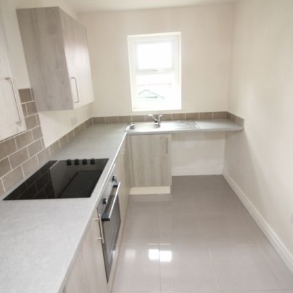 3 Bedroom Terraced House - Photo 1