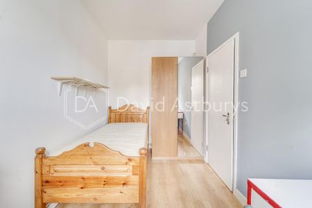 4 bedroom flat to rent - Photo 3