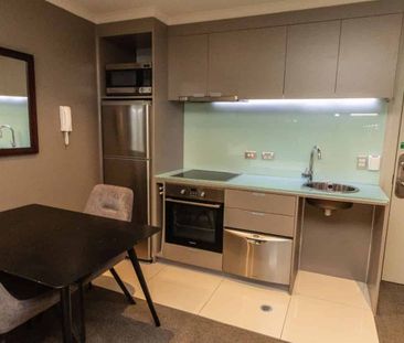Studio apartment in Wellington Central - Photo 5