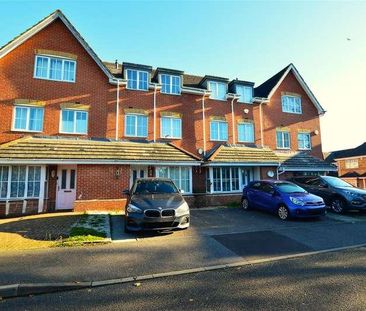 Broomfield Gate, Slough, SL2 - Photo 3