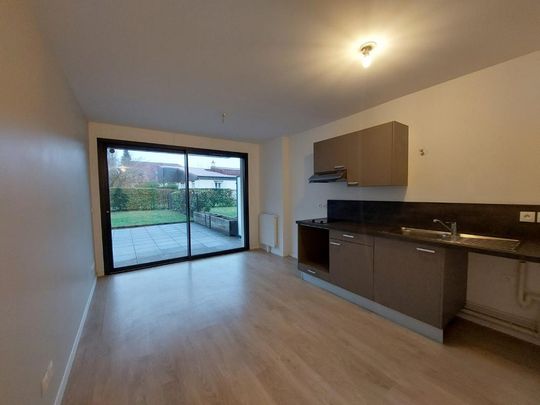 Location Appartement 2 pièces 43m² BOIS GUILLAUME 76230 - Photo 1