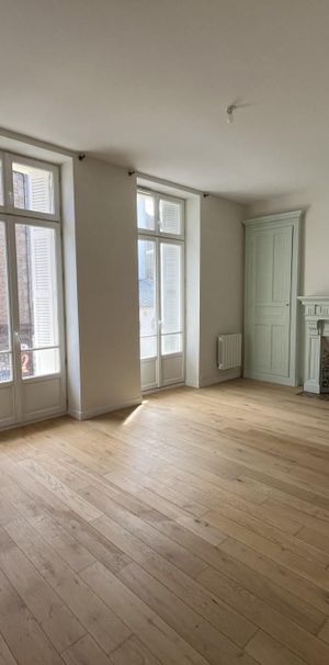 Location Appartement 2 pièces 52m² GRANVILLE 50400 - Photo 1