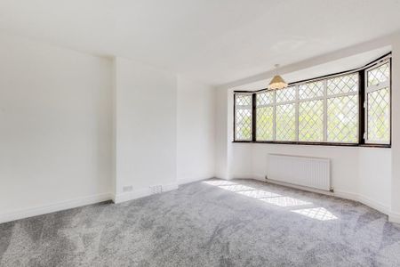 3 bedroom detached house to rent - Photo 4