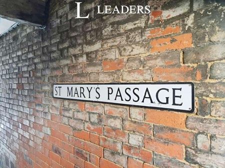 St Mary's Passage, Stamford, PE9 - Photo 2