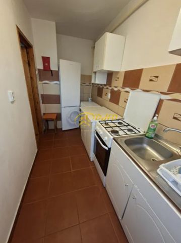 NICOLINA, Garsoniera 40 mp, balcon generos - Photo 3