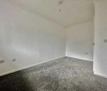 2 bedroom semi-detached house to rent - Photo 5