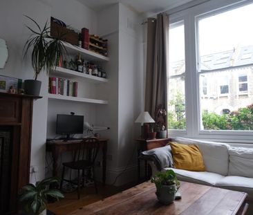 2 Bed Flat, Beechdale Road, SW2 - Photo 2