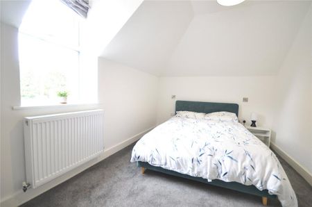 2 bedroom detached house to rent - Photo 3