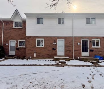 For Lease - 127 Toulon Crescent, London East, Ontario - Photo 3