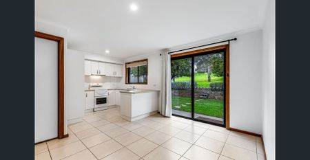 Charming Cottage Living in the Heart of Uraidla - Photo 3