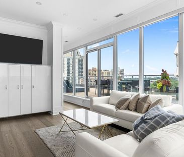 6 Parkwood Ave 901, ON, CA, Toronto - Photo 1