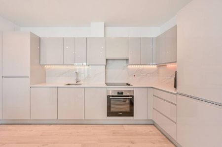 2 bedroom flat to rent - Photo 3