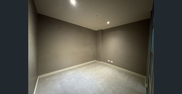 Comfortable Two-Bedroom Apartment in the Istana Building - Photo 1