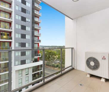 1 bedroom Apartment features Ultra Modern Living - Photo 3