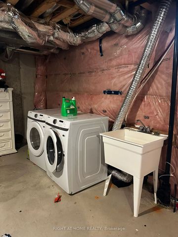 For Lease - 110 yale Drive, Hamilton, Ontario - Photo 3