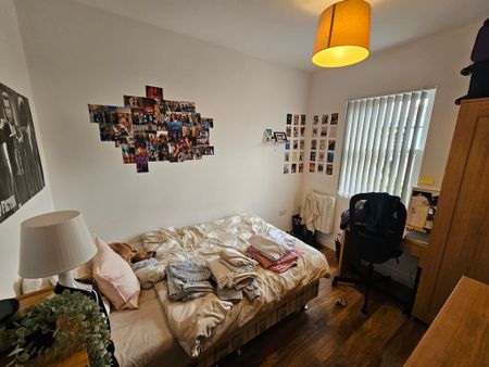 2 Bed Student Accommodation - Photo 4