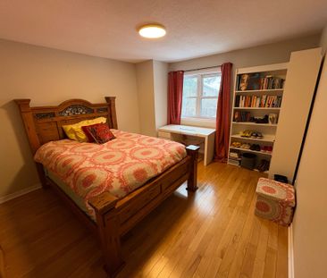 For Lease - 104 Blackburn Avenue, Lower Town - Sandy Hill, Ontario - Photo 1