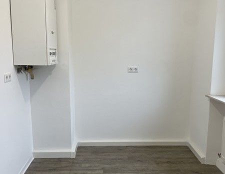 Renovierte 2,5 - Zimmer Wohnung in toller Lage! - Photo 1