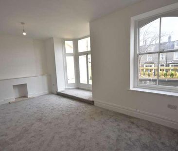 Windsor Terrace, Penarth, CF64 - Photo 1