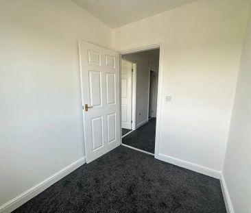 Harton Close, Redcar, TS10 5NH - Photo 3