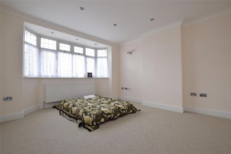 3 bedroom detached house to rent - Photo 4