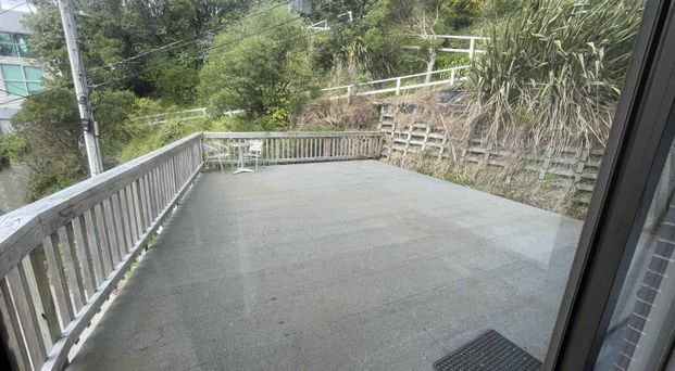 Stunning Sea Views - Photo 1