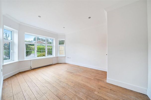 6 bedroom detached house to rent - Photo 1