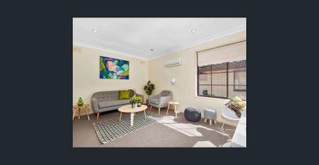 Modern, Low-Maintenance Living in the Heart of Newport - Photo 4