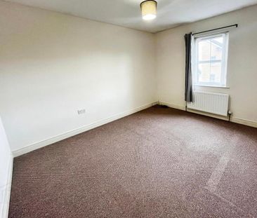 68 Mornington Avenue, Lisburn, BT28 2WQ - Photo 4