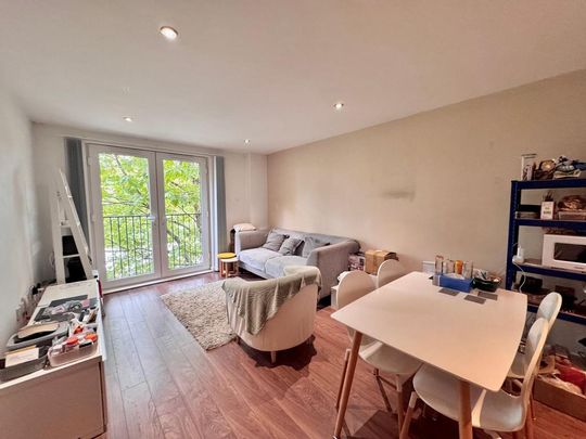 2 bedroom apartment to rent - Photo 1