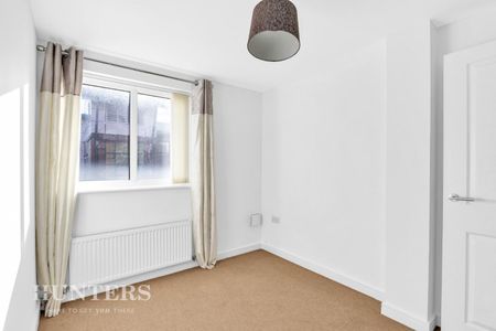 2 bedroom Flat To Let - Photo 5